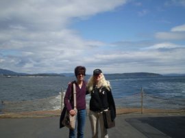 183674_1003284655197_2458_n